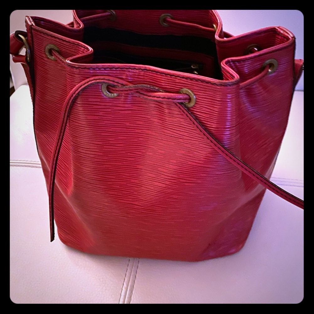 SOLD Authentic Louis Vuitton Petit Noe